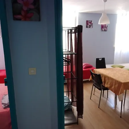 Moderne -appart Hôtel- Hotel 3*