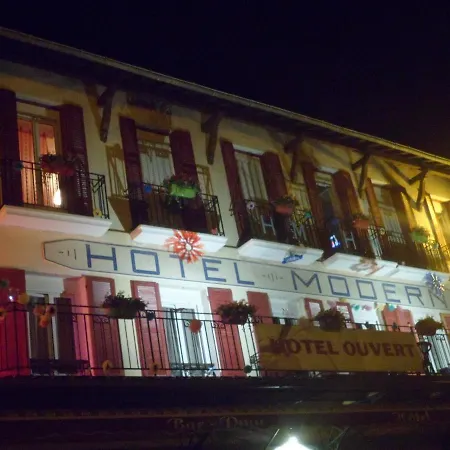 Le Moderne - Location D'appartements A La Nuitee Hotel Veynes