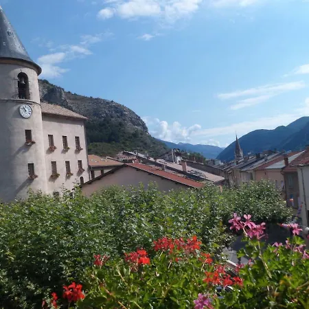 Le Moderne - Location D'appartements A La Nuitee 3* Veynes